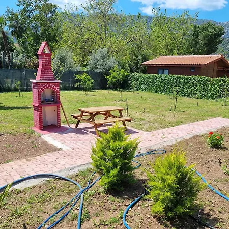 Ugur Guest house *